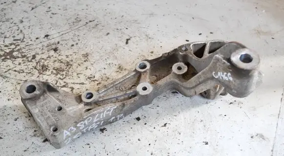 Audi A3 S3 8P Front lower control arm/wishbone 1K0199296E