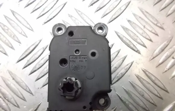Renault Megane II A/C air flow flap actuator/motor F663746