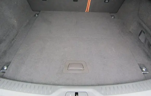 Jaguar I-Pace Trunk/boot floor carpet liner 