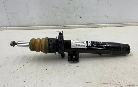 BMW 2 F22 F23 Front shock absorber/damper 6873823