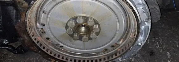 Mercedes-Benz A W169 Flywheel a2600300012