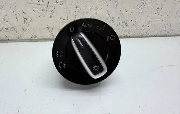 Volkswagen PASSAT B6 Light switch 3C8941431A