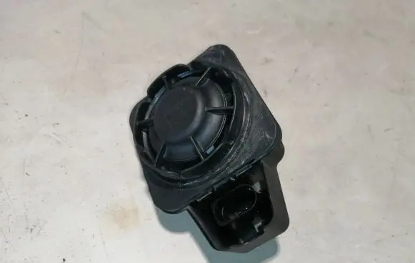 Volkswagen PASSAT B8 Alarm system siren 5Q0951605