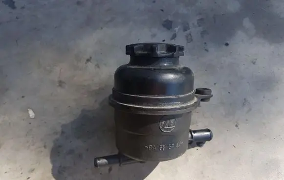 Jaguar X-Type Power steering fluid tank/reservoir 