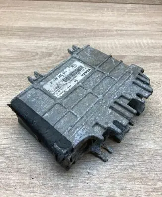 Volkswagen Polo III 6N 6N2 6NF Engine control unit/module ECU 030906026AK 0261203744
