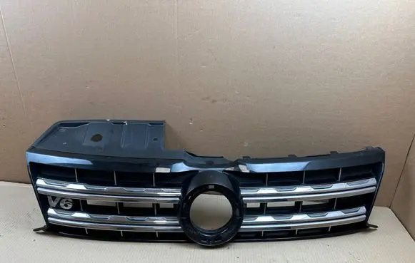 Volkswagen Amarok Front grill 2H6853653