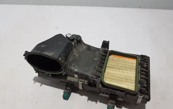 Mercedes-Benz GLS X167 Air filter box A6540901700