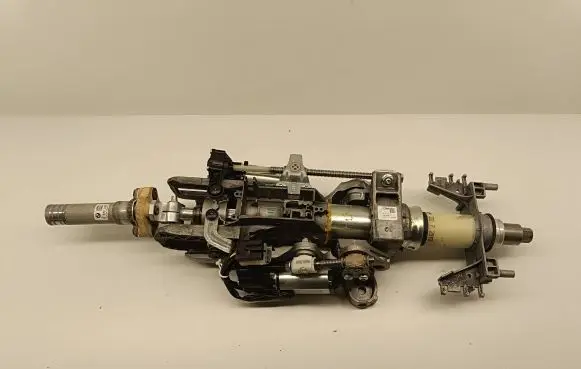 BMW 6 F06 Gran coupe Steering wheel axle set 6778135