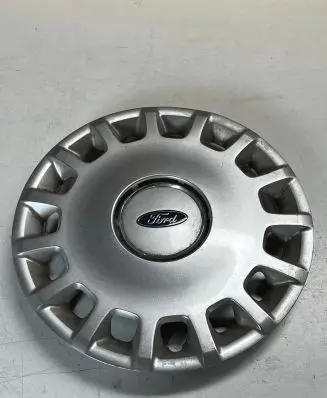 Ford Galaxy R16 wheel hub/cap/trim 7M5601147F