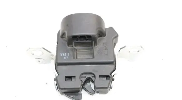 Mercedes-Benz C W205 Rear seat headrest 