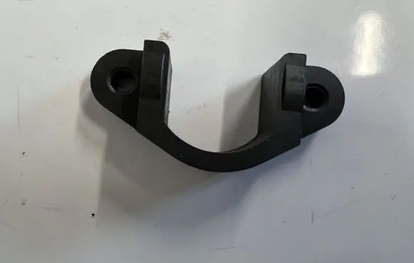 Mazda 3 II Fuel Injector clamp holder