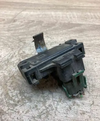 Opel Astra G Air pressure sensor 90225716 4600275
