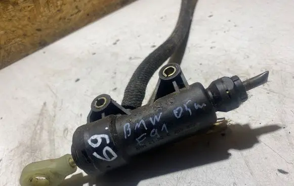 BMW 3 E90 E91 Clutch master cylinder 21526758822