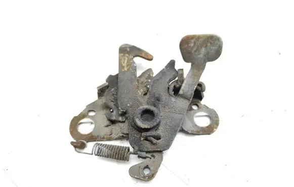 Engine bonnet/hood lock/catch