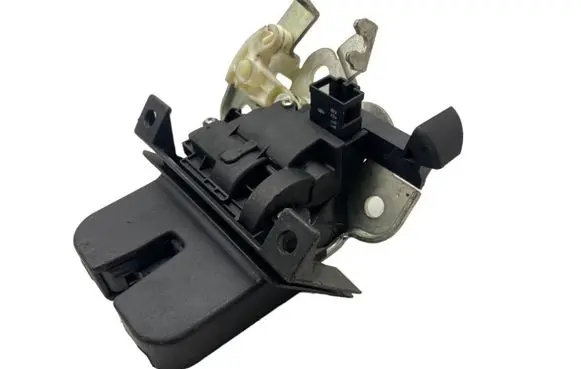 Skoda Superb B6 (3T) Tailgate/trunk/boot lock/catch/latch 3T5827520A 3T5827520