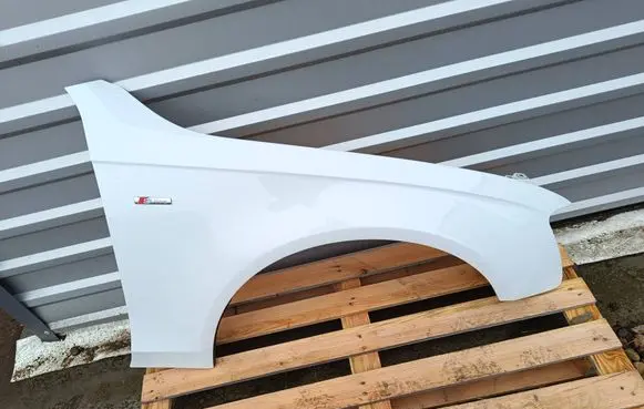 Audi A4 S4 B8 8K Fender 