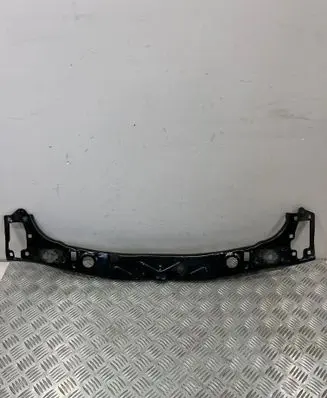 BMW 2 F46 Front bumper mounting bracket 13824310 112462