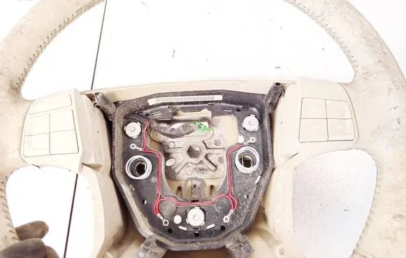 Volvo S80 Steering wheel buttons/switches 