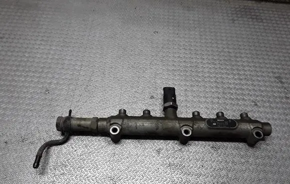 KIA Sorento Fuel main line pipe 314004A000