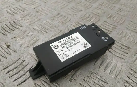 BMW 5 GT F07 Seat heating relay 9216468