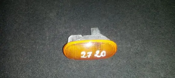 Mitsubishi Colt Front indicator light 6r0191048 0191048