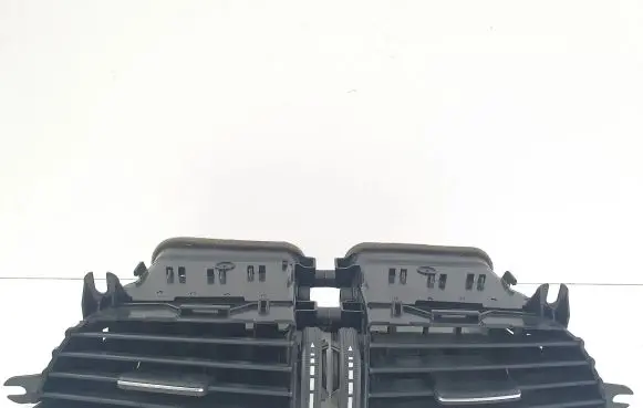 Mercedes-Benz C W204 Dash center air vent grill A2048306054