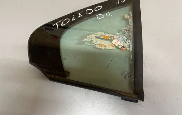 Seat Toledo IV (NH) Rear vent window glass 