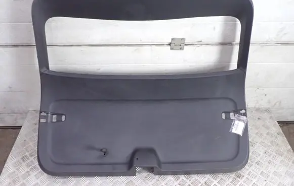 Skoda Octavia Mk4 Tailgate/boot lid cover trim 5E7867975A 5E7867975