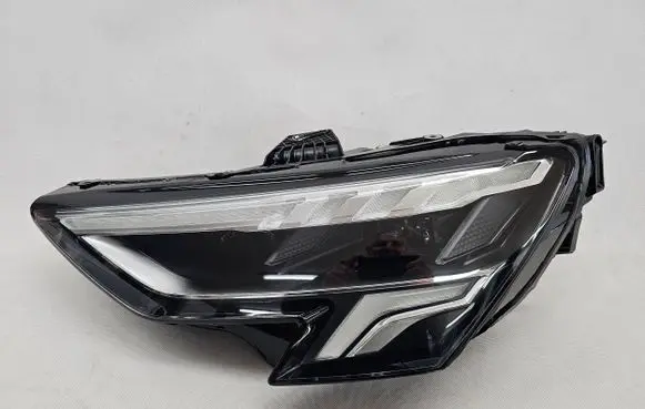 Audi A3 8Y Headlight/headlamp 8Y0941033