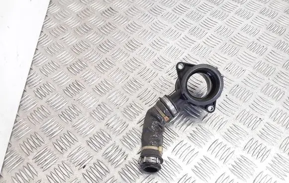 Ford Focus Turbo air intake inlet pipe/hose AV6116C784AF