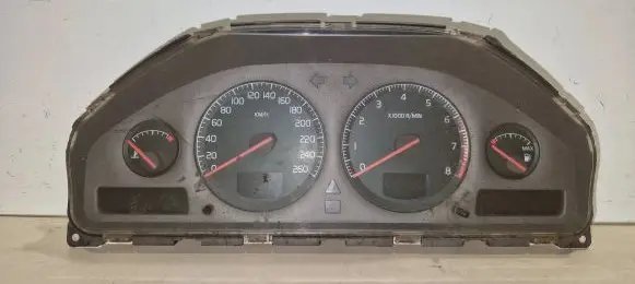 Volvo V70 Speedometer (instrument cluster) 9499668