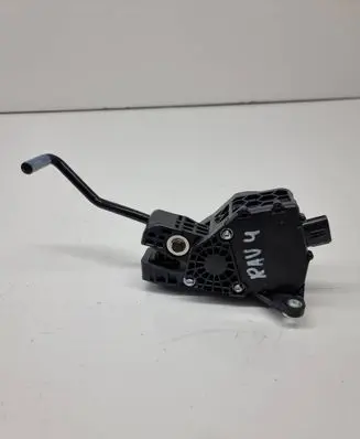 Toyota RAV 4 (XA50) Accelerator throttle pedal 7811042071