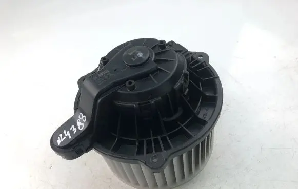Mazda 323 Heater fan/blower F00S3B2474