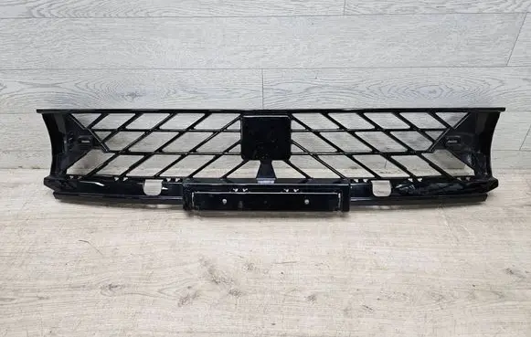Front bumper lower grill
