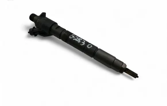 Volvo XC60 Fuel injector 31272690