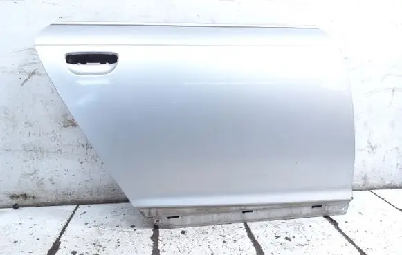 Audi A6 S6 C6 4F Rear door