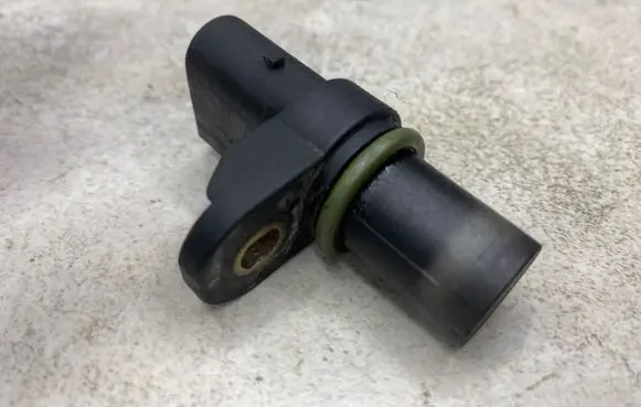 BMW 3 E90 E91 Camshaft position sensor 7518628