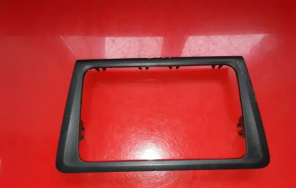 Seat Toledo IV (NH) Radio/GPS head unit trim 5JA858415