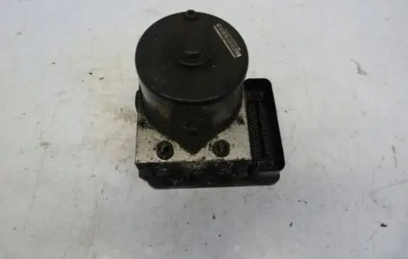 Volkswagen Golf IV ABS Pump 1C0907379E