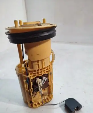 Volkswagen Multivan T5 In-tank fuel pump 7E0919050C