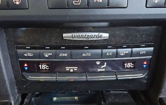 Mercedes-Benz E W212 Climate control/heater control trim A2129007404 IMPRK1443383