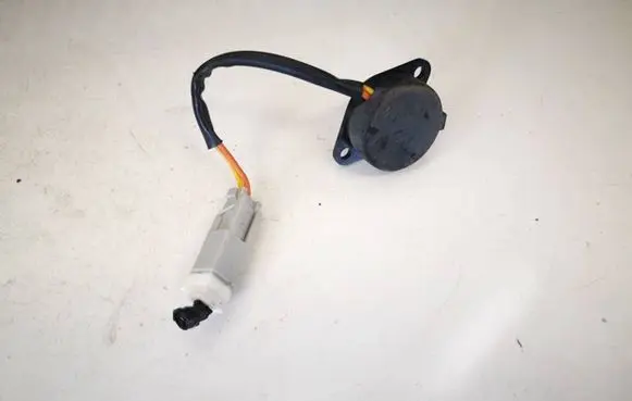 Sensor