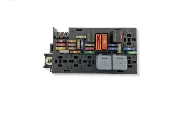 Mercedes-Benz R W251 Fuse module A1645400672