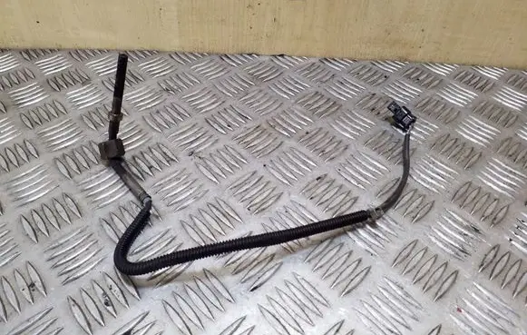Mercedes-Benz E W212 Exhaust gas temperature sensor A0081532728