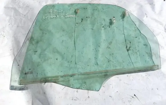 Citroen Xsara Picasso Rear door window glass