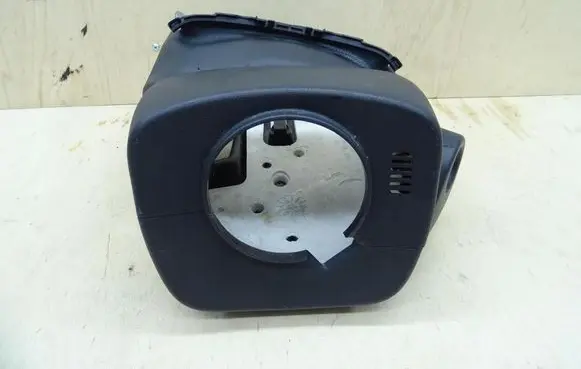 Citroen C3 Steering wheel column trim