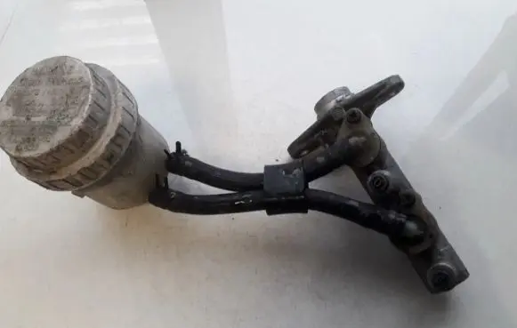 Mitsubishi Galant Master brake cylinder