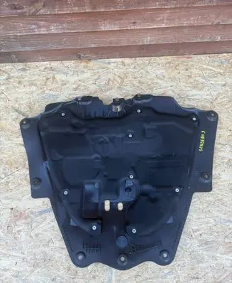 Dacia Sandero III Engine splash shield/under tray 758929087R