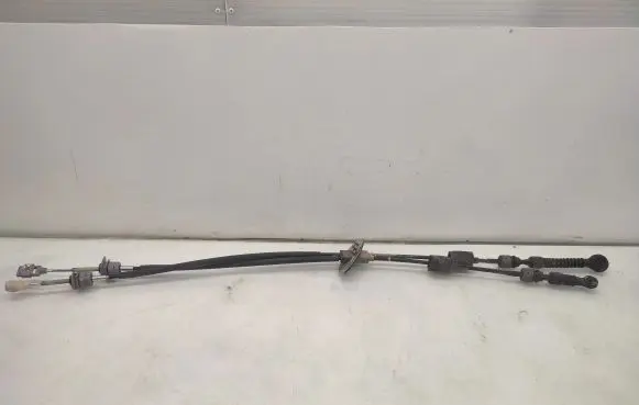 Gear shift cable linkage