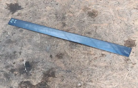 Audi A6 S6 C6 4F Front door trim (molding) 